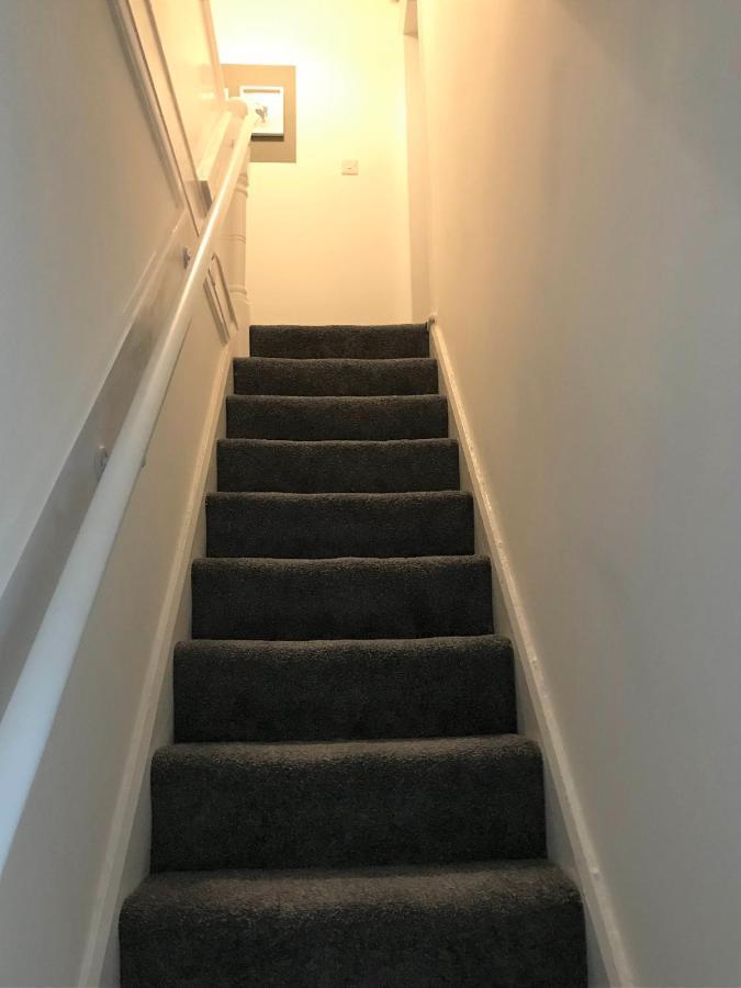 Stylish Modern 3-Bed House Nr Manchester City Ctr 화이트필드 외부 사진