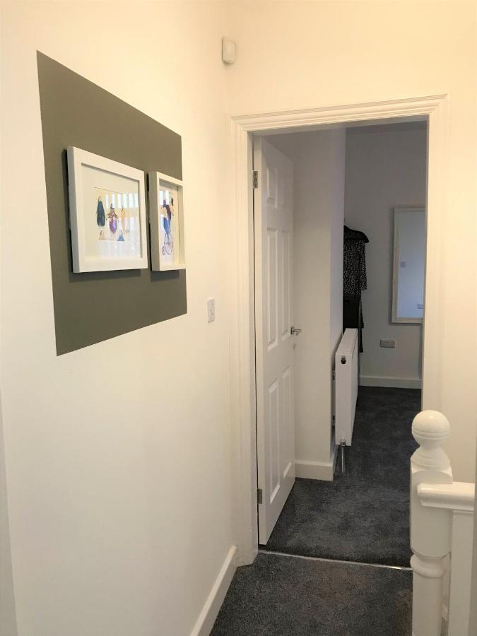 Stylish Modern 3-Bed House Nr Manchester City Ctr 화이트필드 외부 사진