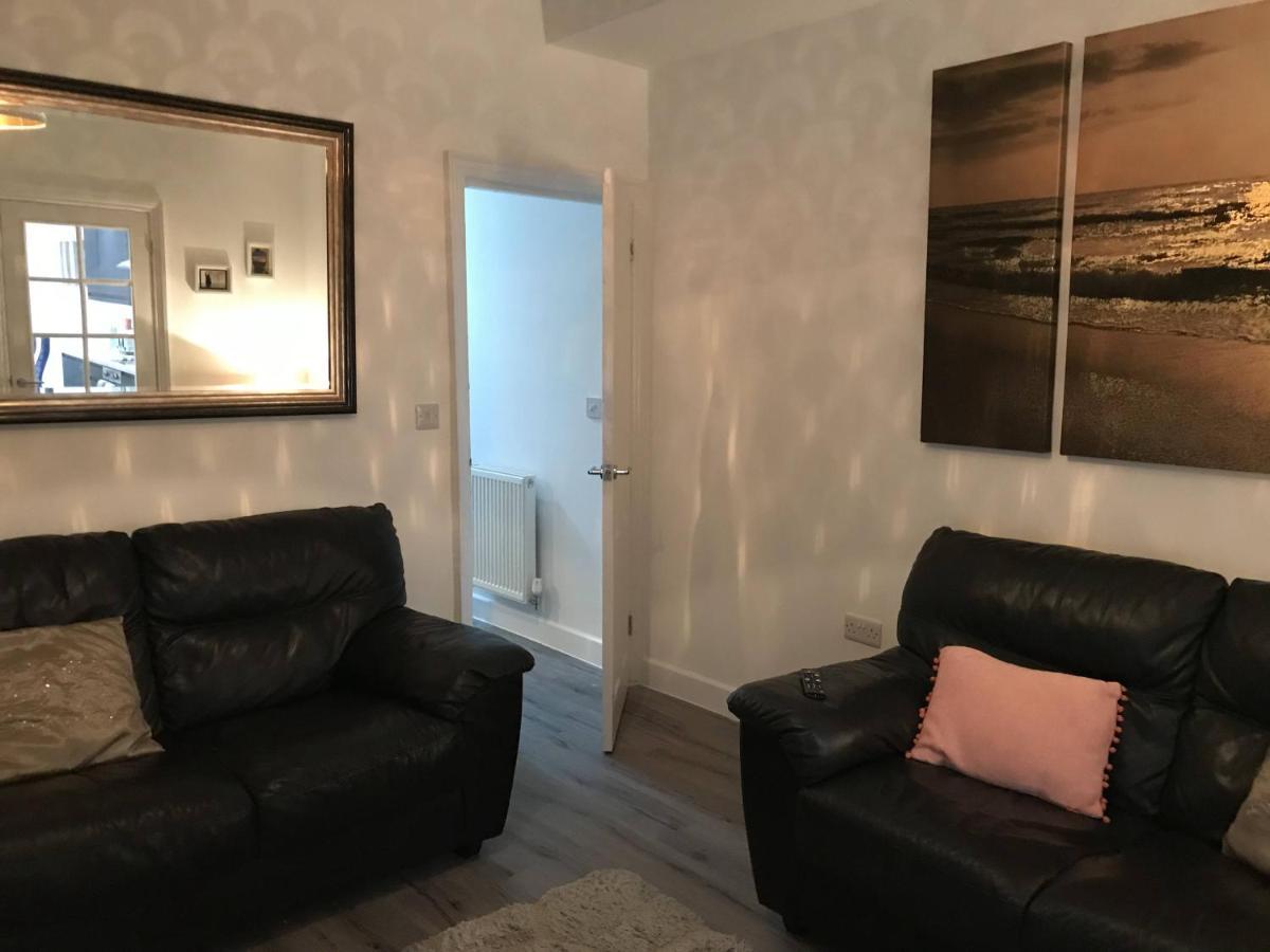 Stylish Modern 3-Bed House Nr Manchester City Ctr 화이트필드 외부 사진